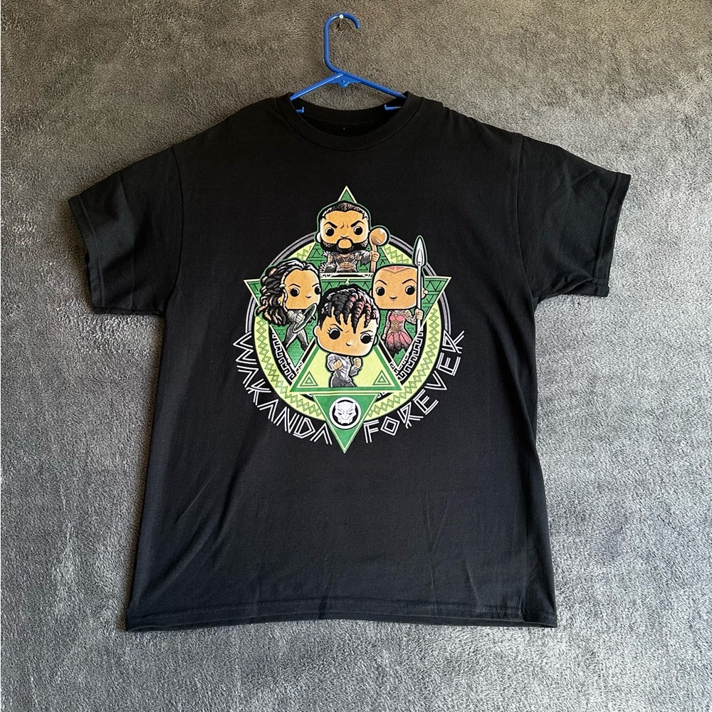 POP WAKANDA FOREVER (BLACK PANTHER) UNISEX BLACK SHORT SLEEVE T-SHIRT SZ LARGE